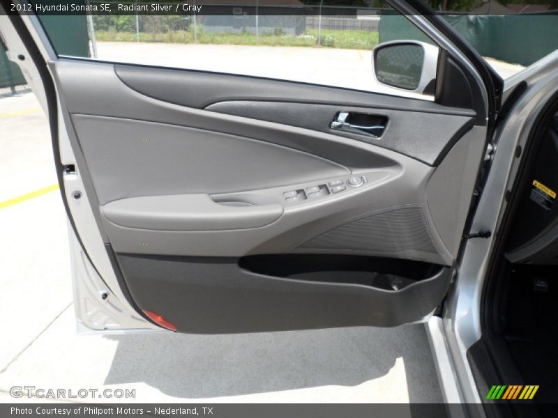 Radiant Silver / Gray 2012 Hyundai Sonata SE