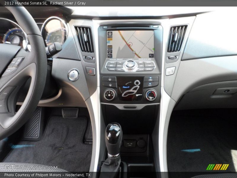 Radiant Silver / Gray 2012 Hyundai Sonata SE