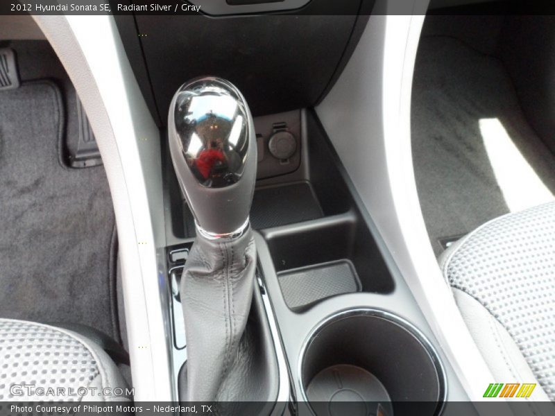 Radiant Silver / Gray 2012 Hyundai Sonata SE