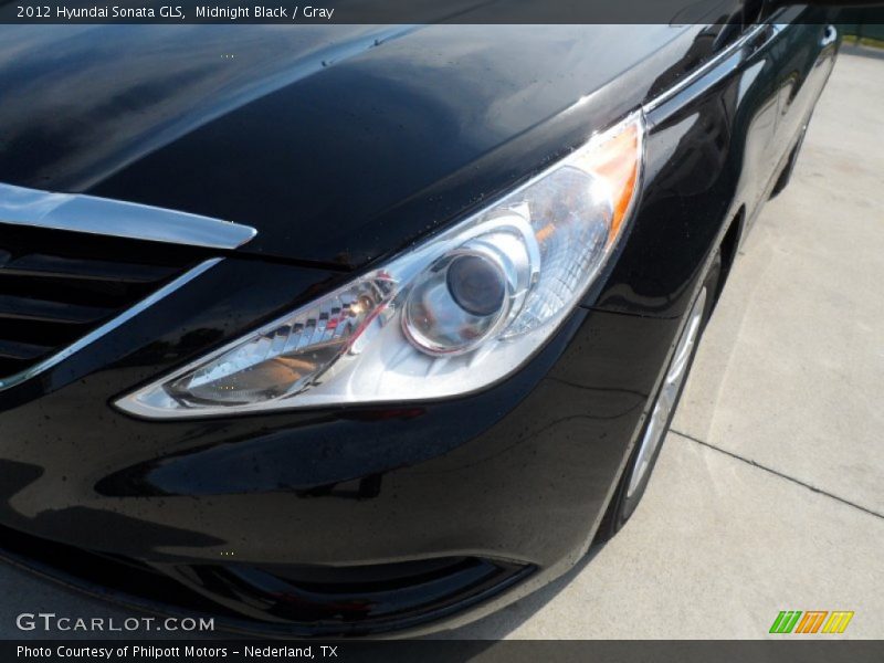 Midnight Black / Gray 2012 Hyundai Sonata GLS