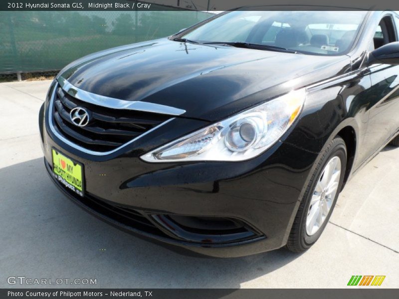 Midnight Black / Gray 2012 Hyundai Sonata GLS