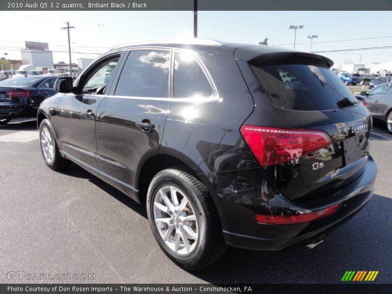 Brilliant Black / Black 2010 Audi Q5 3.2 quattro