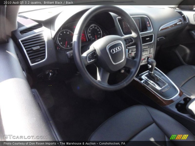 Brilliant Black / Black 2010 Audi Q5 3.2 quattro