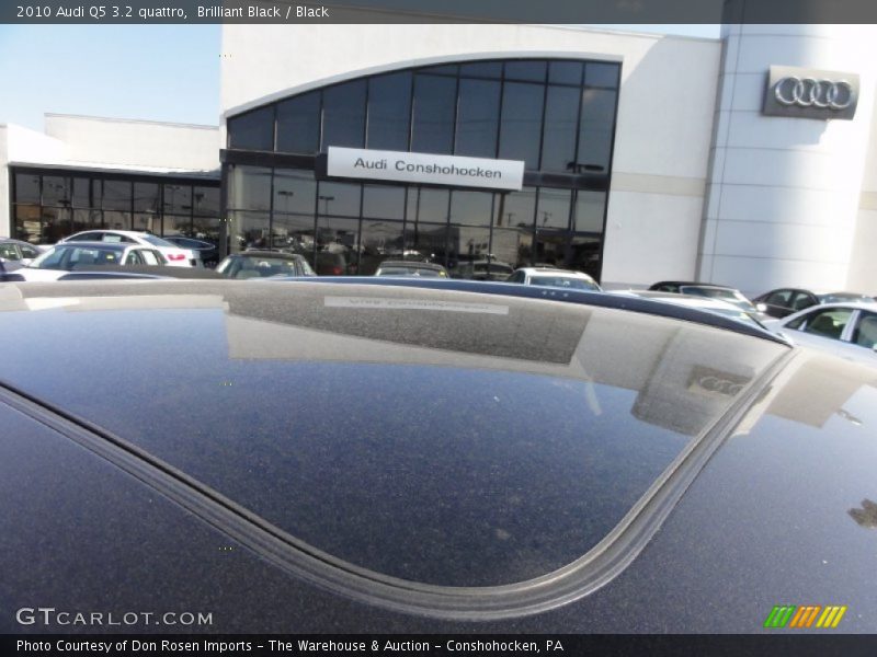 Brilliant Black / Black 2010 Audi Q5 3.2 quattro