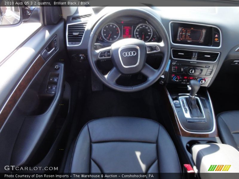 Brilliant Black / Black 2010 Audi Q5 3.2 quattro