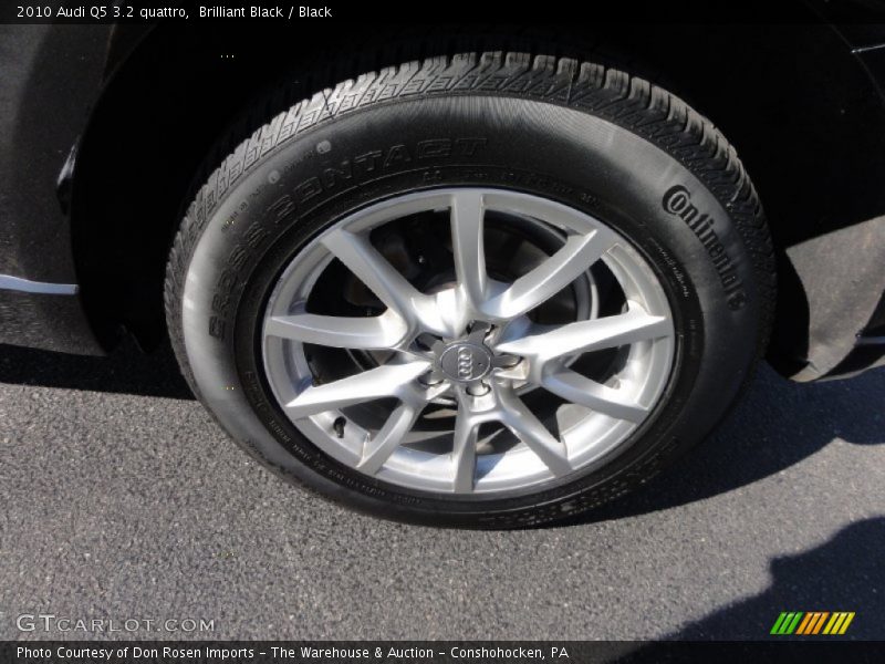 Brilliant Black / Black 2010 Audi Q5 3.2 quattro