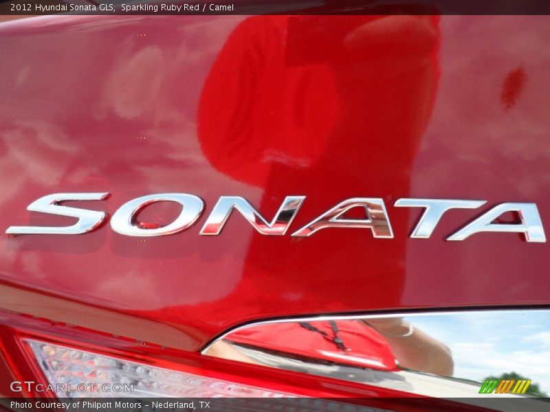 Sparkling Ruby Red / Camel 2012 Hyundai Sonata GLS