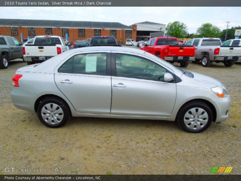 Silver Streak Mica / Dark Charcoal 2010 Toyota Yaris Sedan