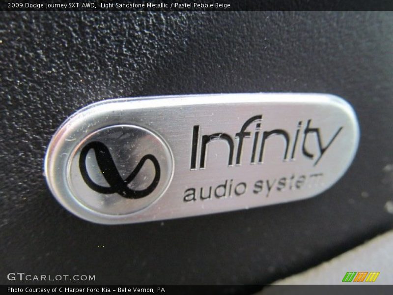 Light Sandstone Metallic / Pastel Pebble Beige 2009 Dodge Journey SXT AWD