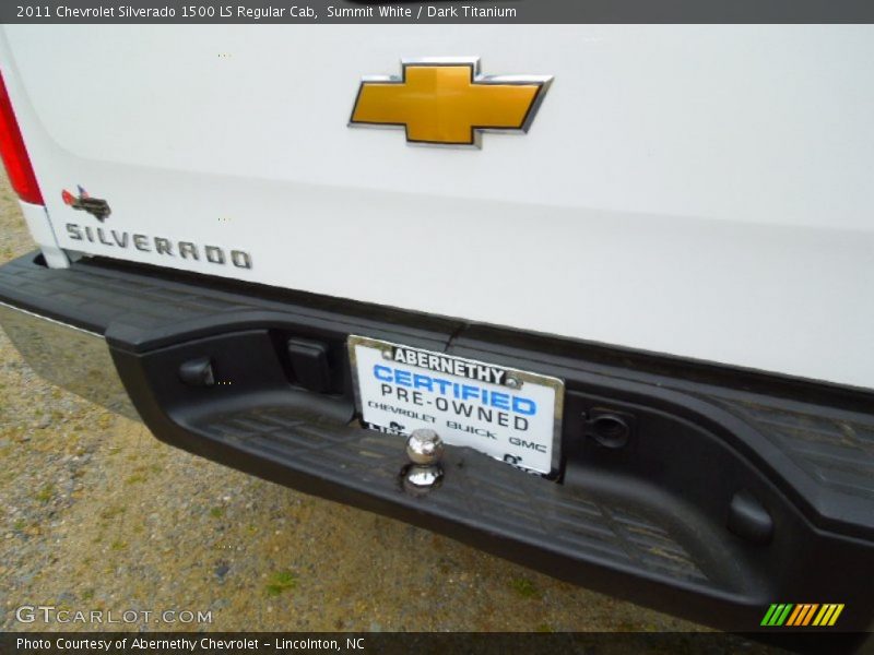 Summit White / Dark Titanium 2011 Chevrolet Silverado 1500 LS Regular Cab