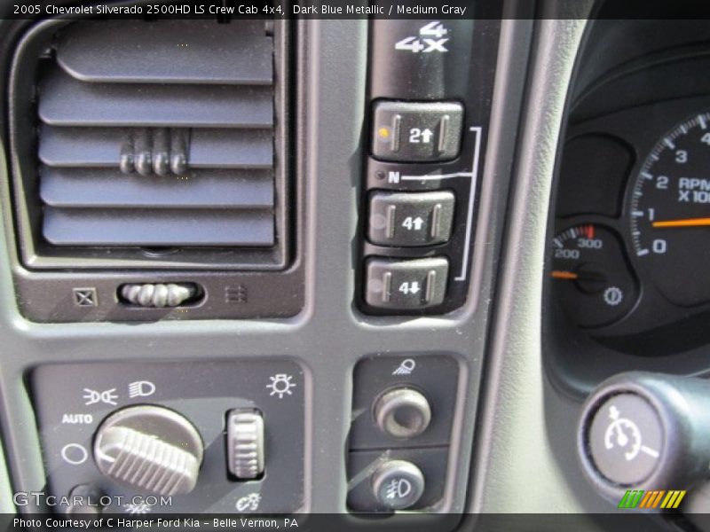 Dark Blue Metallic / Medium Gray 2005 Chevrolet Silverado 2500HD LS Crew Cab 4x4