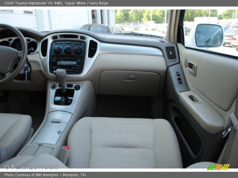 Super White / Ivory Beige 2006 Toyota Highlander V6 4WD