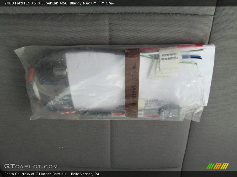 Black / Medium Flint Grey 2008 Ford F150 STX SuperCab 4x4
