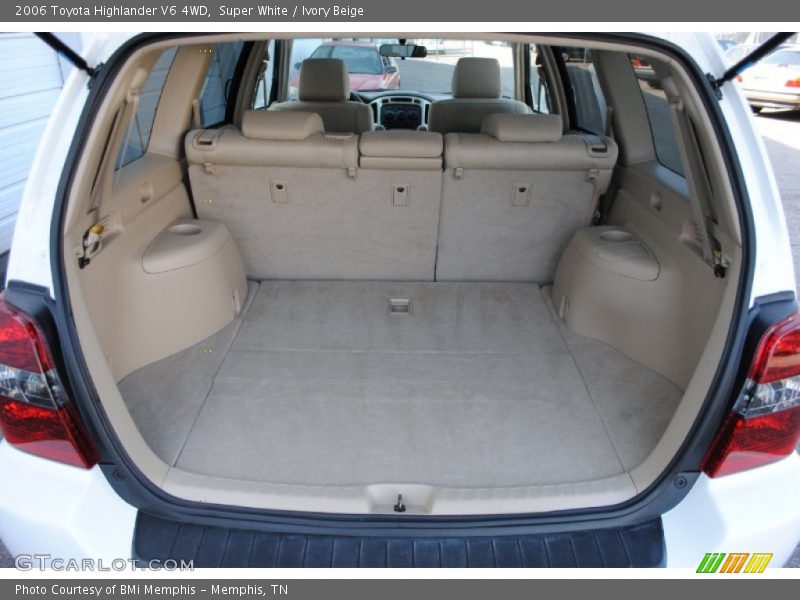 Super White / Ivory Beige 2006 Toyota Highlander V6 4WD