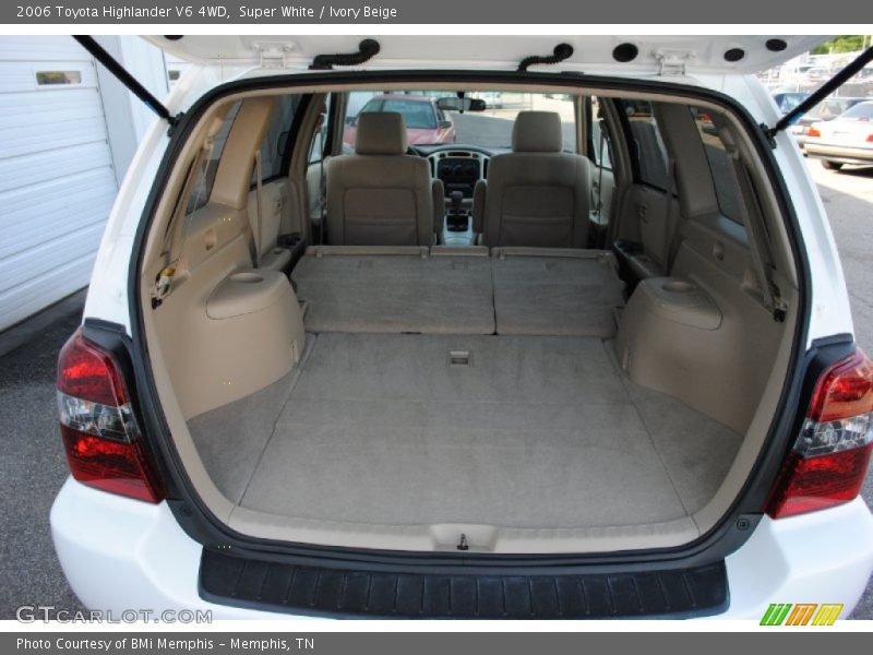 Super White / Ivory Beige 2006 Toyota Highlander V6 4WD