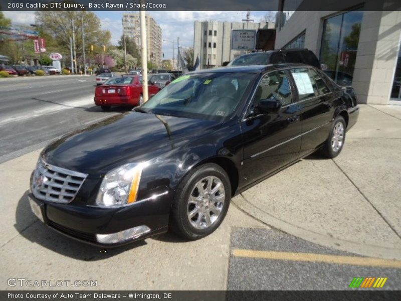 Black Raven / Shale/Cocoa 2009 Cadillac DTS Luxury