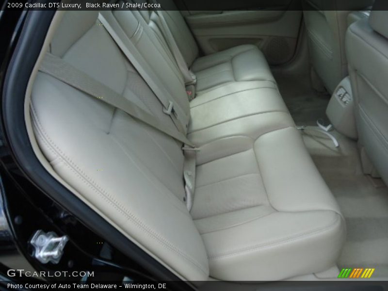 Black Raven / Shale/Cocoa 2009 Cadillac DTS Luxury