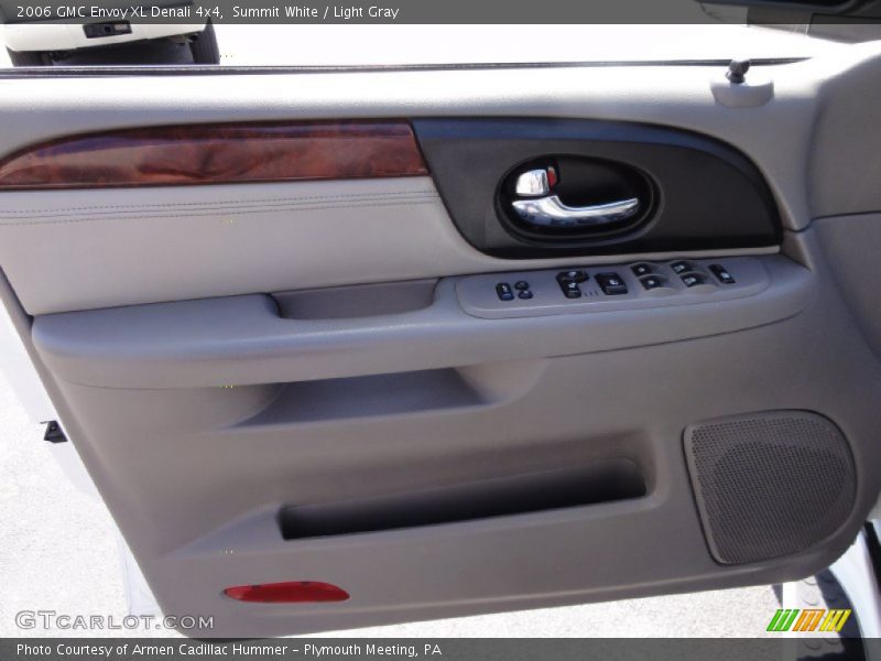 Summit White / Light Gray 2006 GMC Envoy XL Denali 4x4