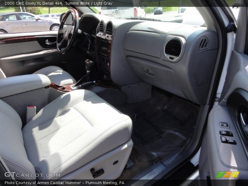 Summit White / Light Gray 2006 GMC Envoy XL Denali 4x4