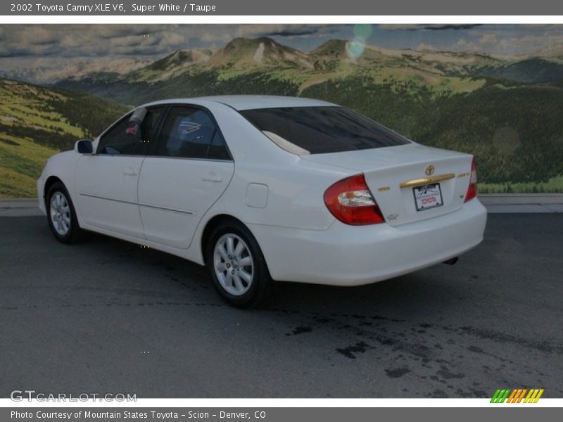 Super White / Taupe 2002 Toyota Camry XLE V6