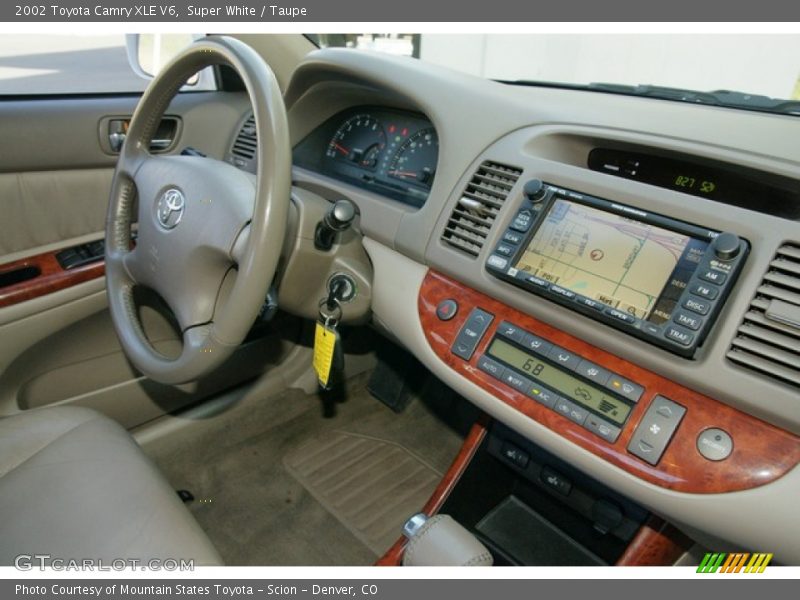 Super White / Taupe 2002 Toyota Camry XLE V6