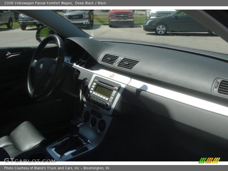 Deep Black / Black 2008 Volkswagen Passat Komfort Wagon