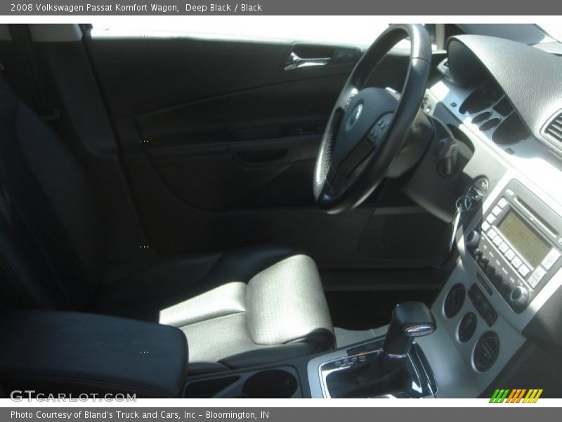 Deep Black / Black 2008 Volkswagen Passat Komfort Wagon