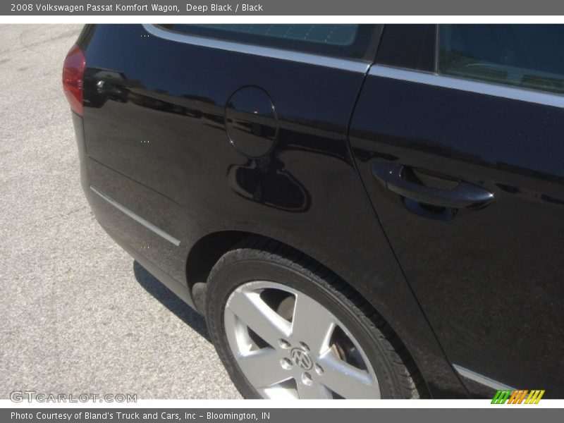 Deep Black / Black 2008 Volkswagen Passat Komfort Wagon