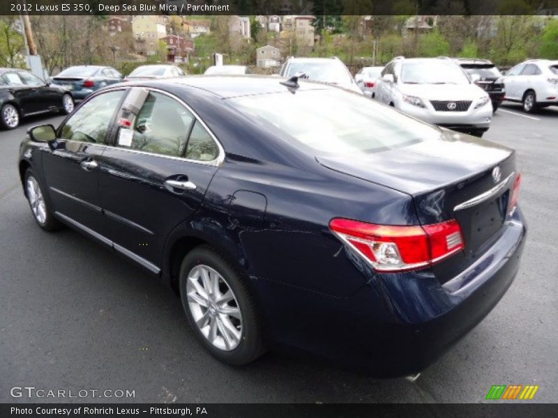 Deep Sea Blue Mica / Parchment 2012 Lexus ES 350