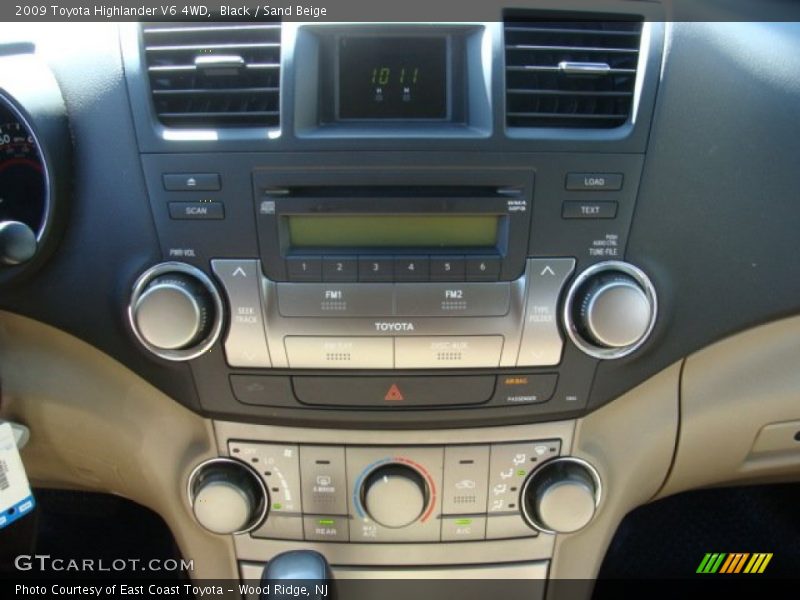 Black / Sand Beige 2009 Toyota Highlander V6 4WD