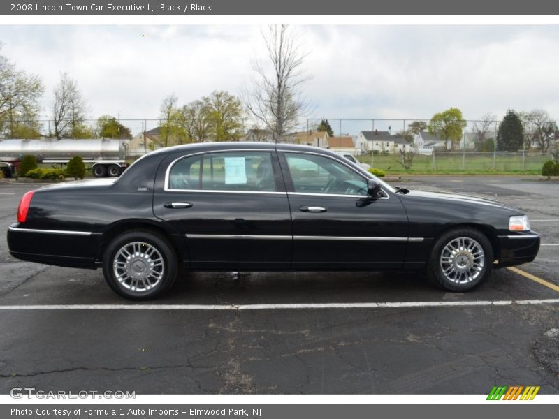 Black / Black 2008 Lincoln Town Car Executive L