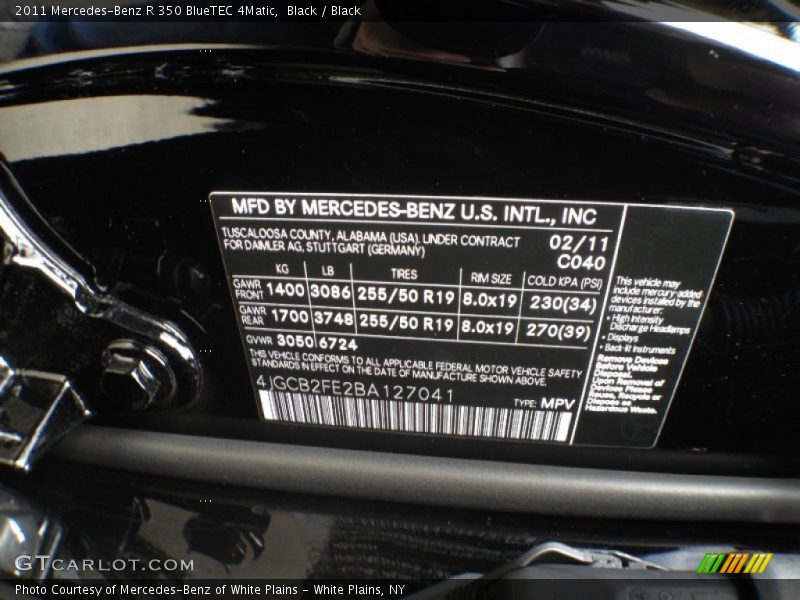 2011 R 350 BlueTEC 4Matic Black Color Code 040