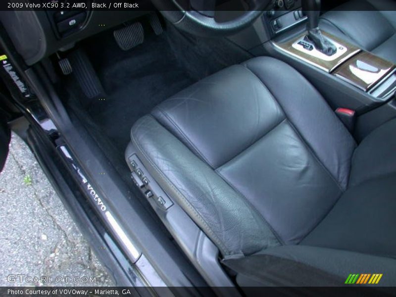 Black / Off Black 2009 Volvo XC90 3.2 AWD
