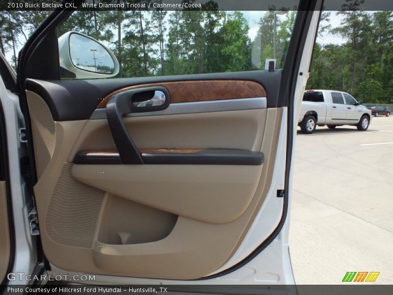 White Diamond Tricoat / Cashmere/Cocoa 2010 Buick Enclave CXL