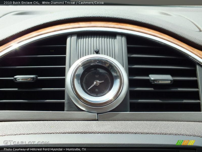 White Diamond Tricoat / Cashmere/Cocoa 2010 Buick Enclave CXL