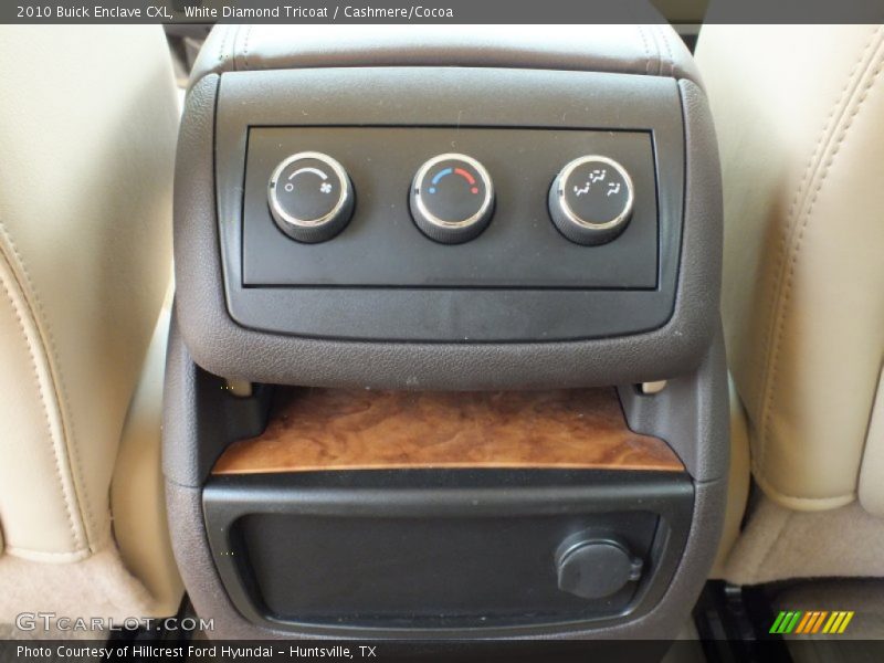 White Diamond Tricoat / Cashmere/Cocoa 2010 Buick Enclave CXL