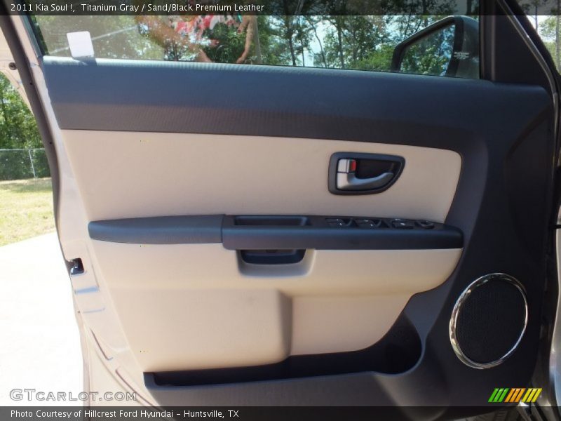 Titanium Gray / Sand/Black Premium Leather 2011 Kia Soul !