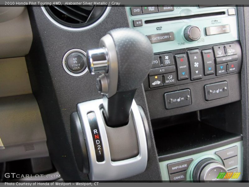 Alabaster Silver Metallic / Gray 2010 Honda Pilot Touring 4WD