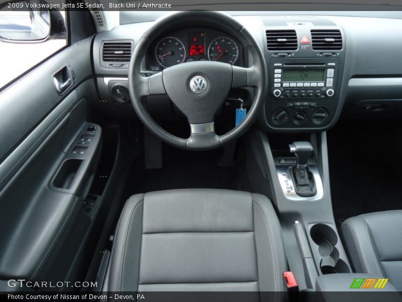 Black Uni / Anthracite 2009 Volkswagen Jetta SE Sedan