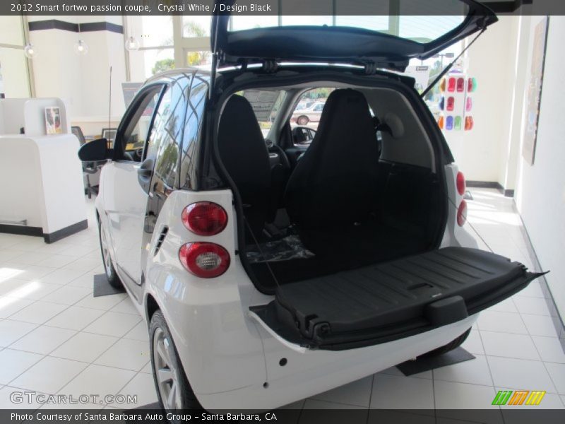 Crystal White / Design Black 2012 Smart fortwo passion coupe