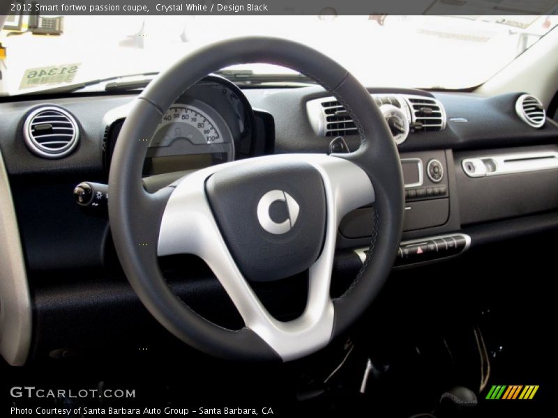 Crystal White / Design Black 2012 Smart fortwo passion coupe