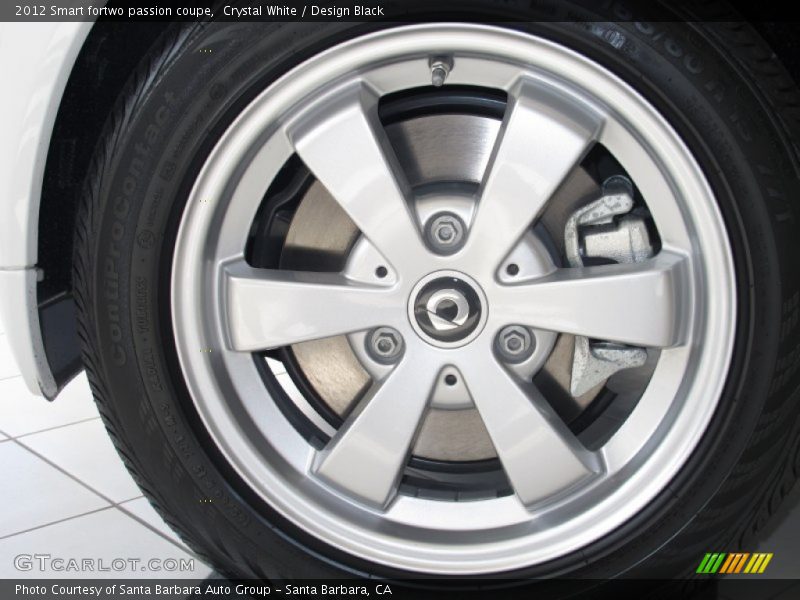 Crystal White / Design Black 2012 Smart fortwo passion coupe