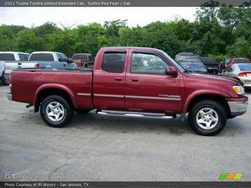 Sunfire Red Pearl / Oak 2001 Toyota Tundra Limited Extended Cab