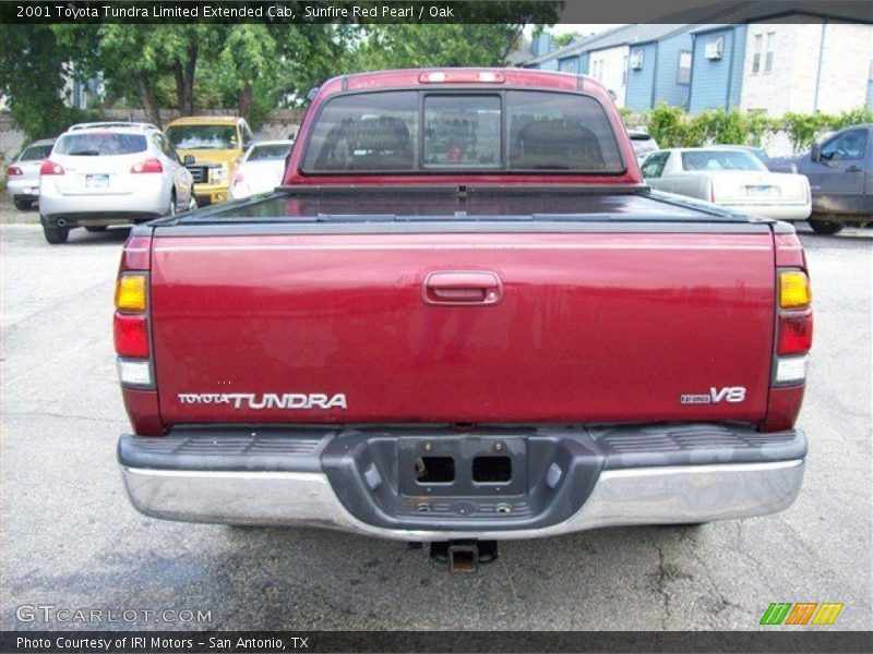 Sunfire Red Pearl / Oak 2001 Toyota Tundra Limited Extended Cab