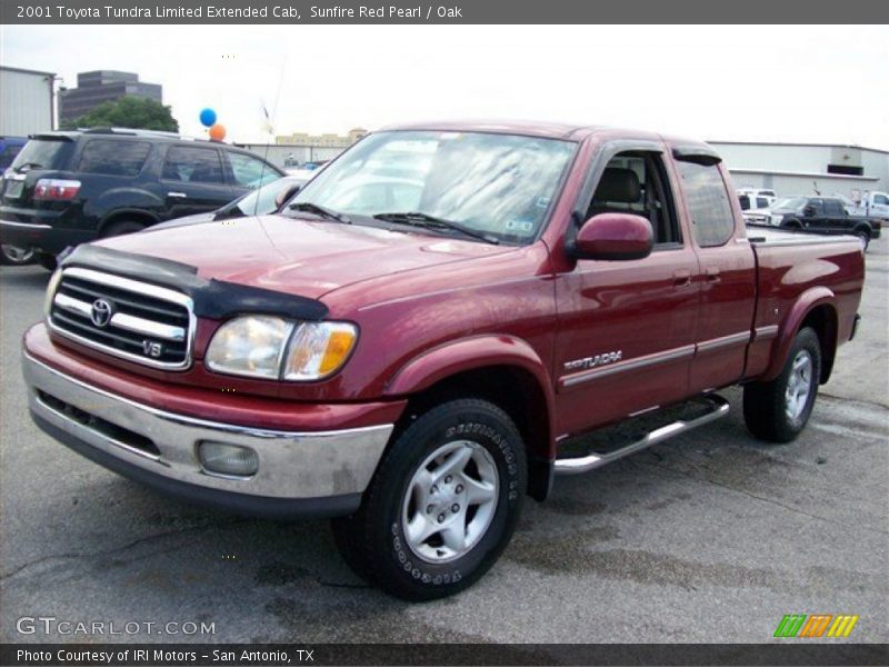Sunfire Red Pearl / Oak 2001 Toyota Tundra Limited Extended Cab