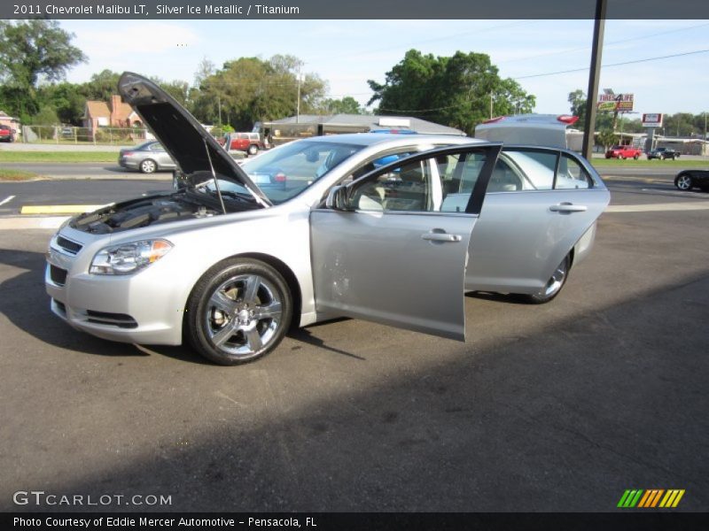 Silver Ice Metallic / Titanium 2011 Chevrolet Malibu LT