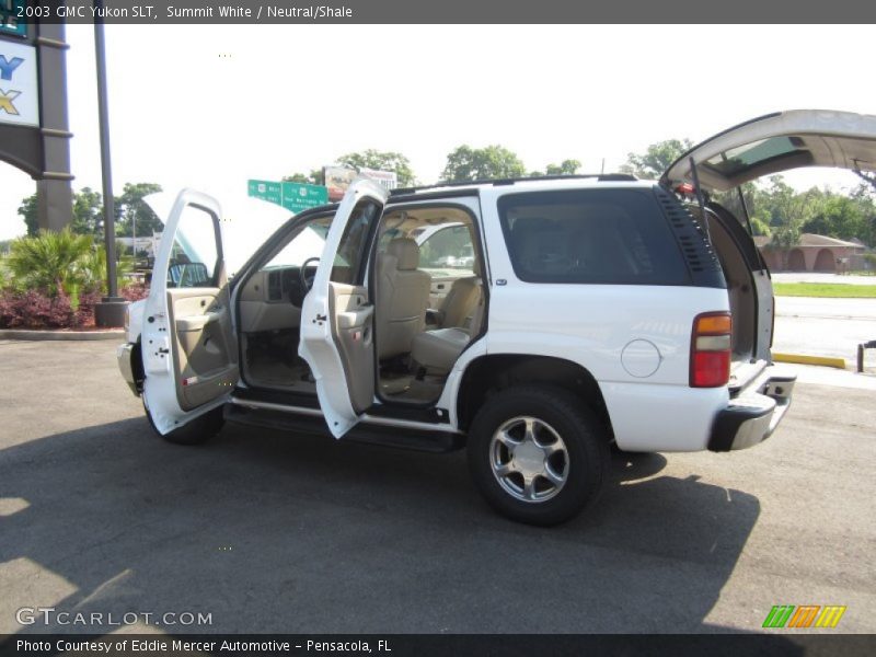 Summit White / Neutral/Shale 2003 GMC Yukon SLT