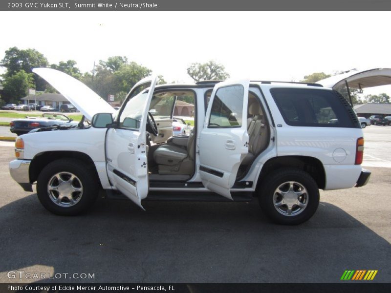Summit White / Neutral/Shale 2003 GMC Yukon SLT