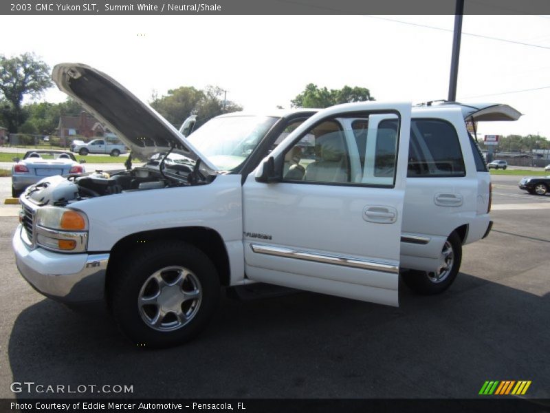 Summit White / Neutral/Shale 2003 GMC Yukon SLT