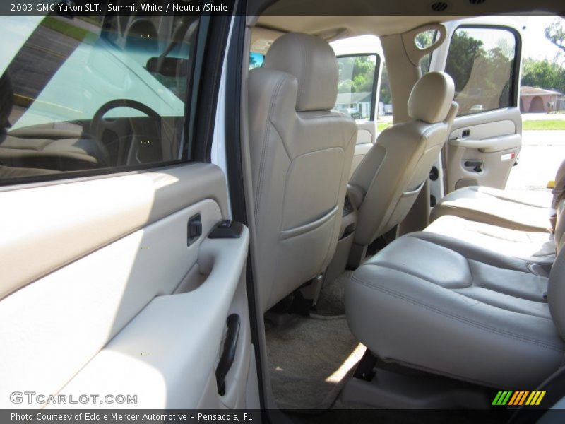 Summit White / Neutral/Shale 2003 GMC Yukon SLT